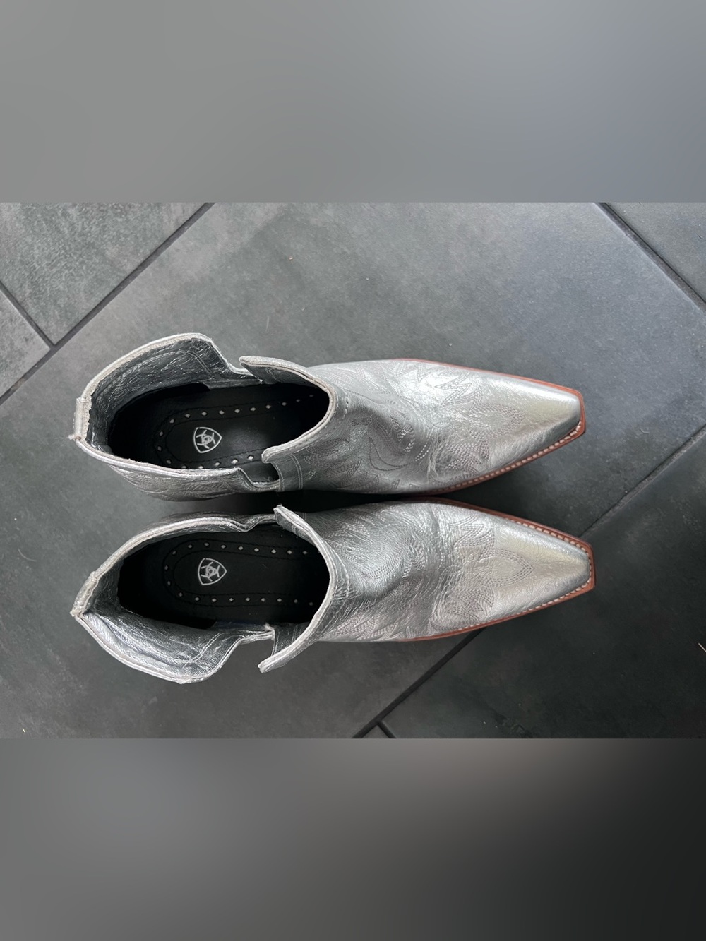 Ariat Dixon X Toe Western Metallic Silver Ankle Boot - Picture 2 of 14